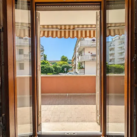 Apartment -5 Min Dal Mare- Wifi Ac Design Parcheggio *
